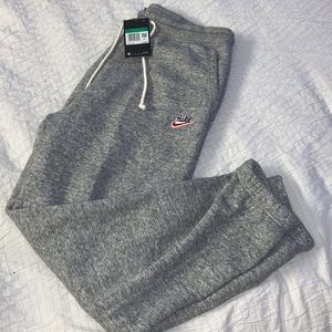Nike men’s sweatpants